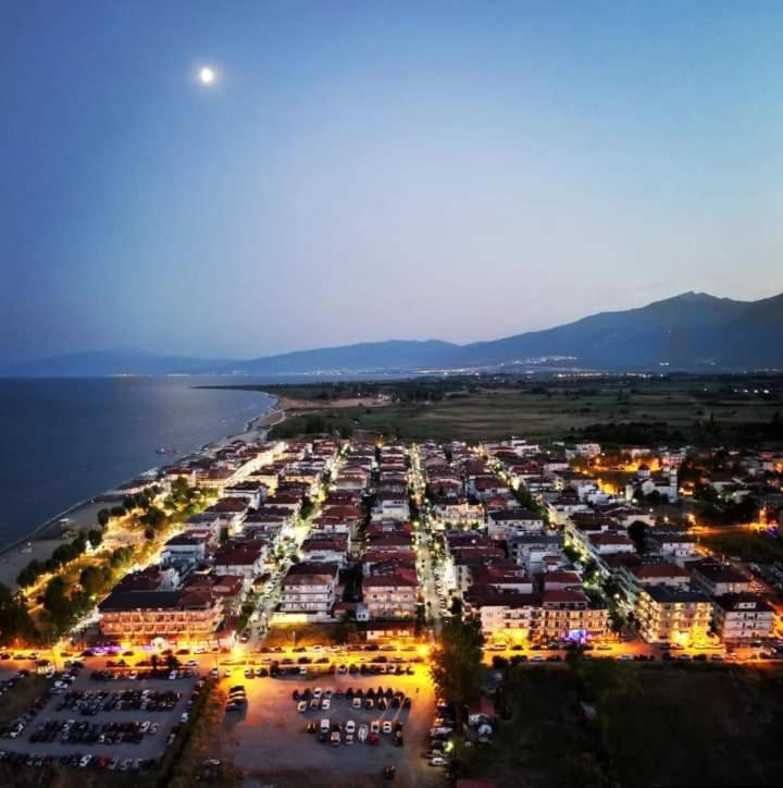 Villa Konstantinos Olympiakí Aktí Eksteriør bilde